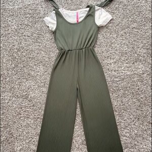 Girls Olive Green Ribbed Jumpsuit Size 4 Tie Shoulder Wide Leg Romper
